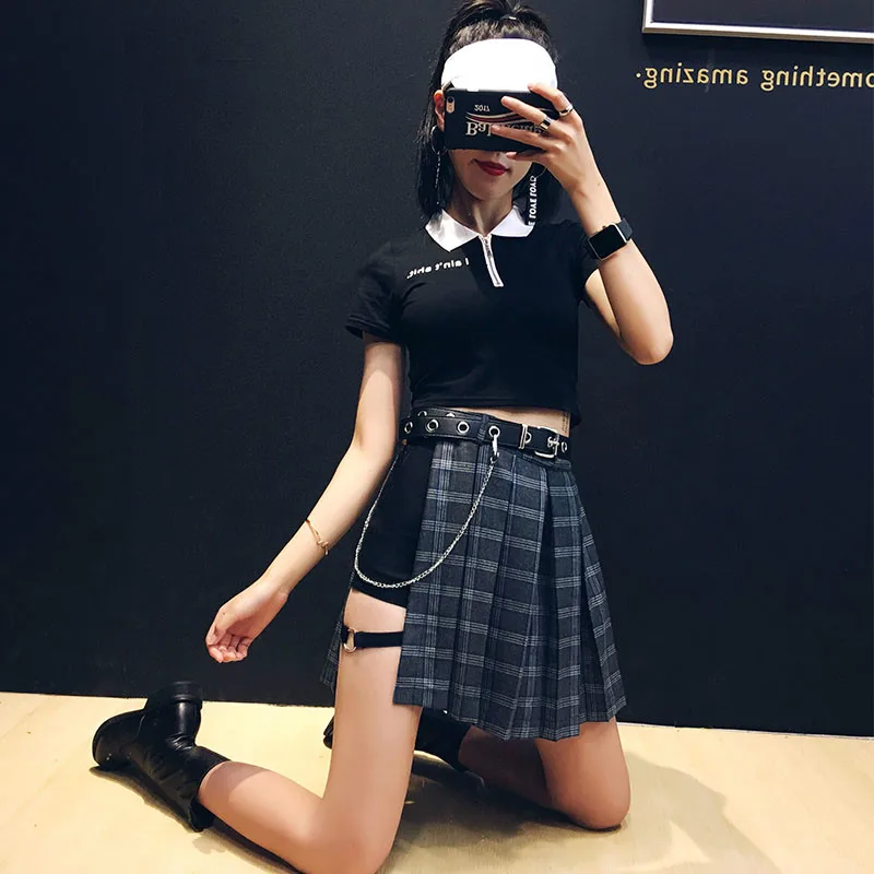 

Summer High Waist Chains Belted Plaid Skirt Punk Female Irregular Pleated Goth Skirts 2019 Women Fashion Asymmetrical Skirts