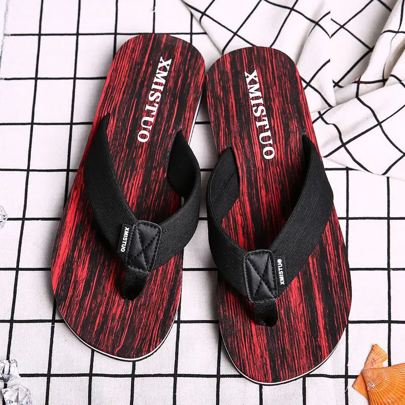 Summer flip flops men's trend Korean version of the personality of the beach shoes students simple casual sandals and slippers