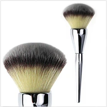 Makeup Brushes Beauty makeup brush loose powder Daren essential recommendation white pole free shipping S424