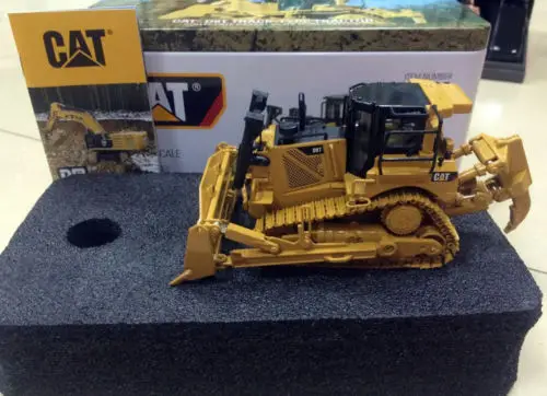 DM 1:50 Caterpillar CAT D8T Инженерная техника Трековый трактор модель детской игрушки 85299