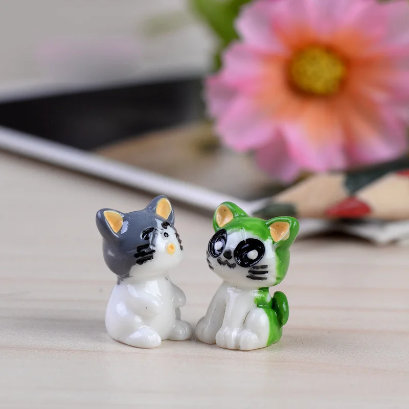 1Pcs-Cute-kitten-Cat-DIY-Resin-Fairy-Garden-Craft-Decoration-Miniature-Micro-Gnome-Terrarium-Gift-F0464 (1)