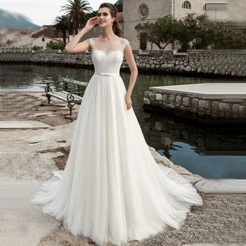 

2020 Scoop Sleeveless Lace Wedding Dress See Through White/Ivory Tulle A-line Bridal Gown Customized Vestidos de Novia Plus Size