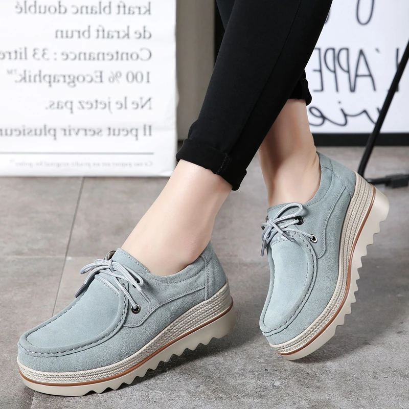

Best selling Women Shoes Platform Luxury Brand High Quality Flat Women Shoes Plus Size 42 Height Increasing Walking Shoes Winter