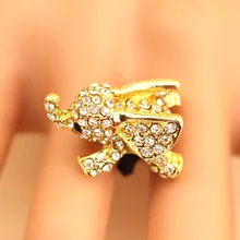 Симпатичный дизайн Dumbo с алмазной крышкой для мобильного телефона, Пылезащитная заглушка для Iphone для samsung и всех 3,5 мм, заглушка для наушников