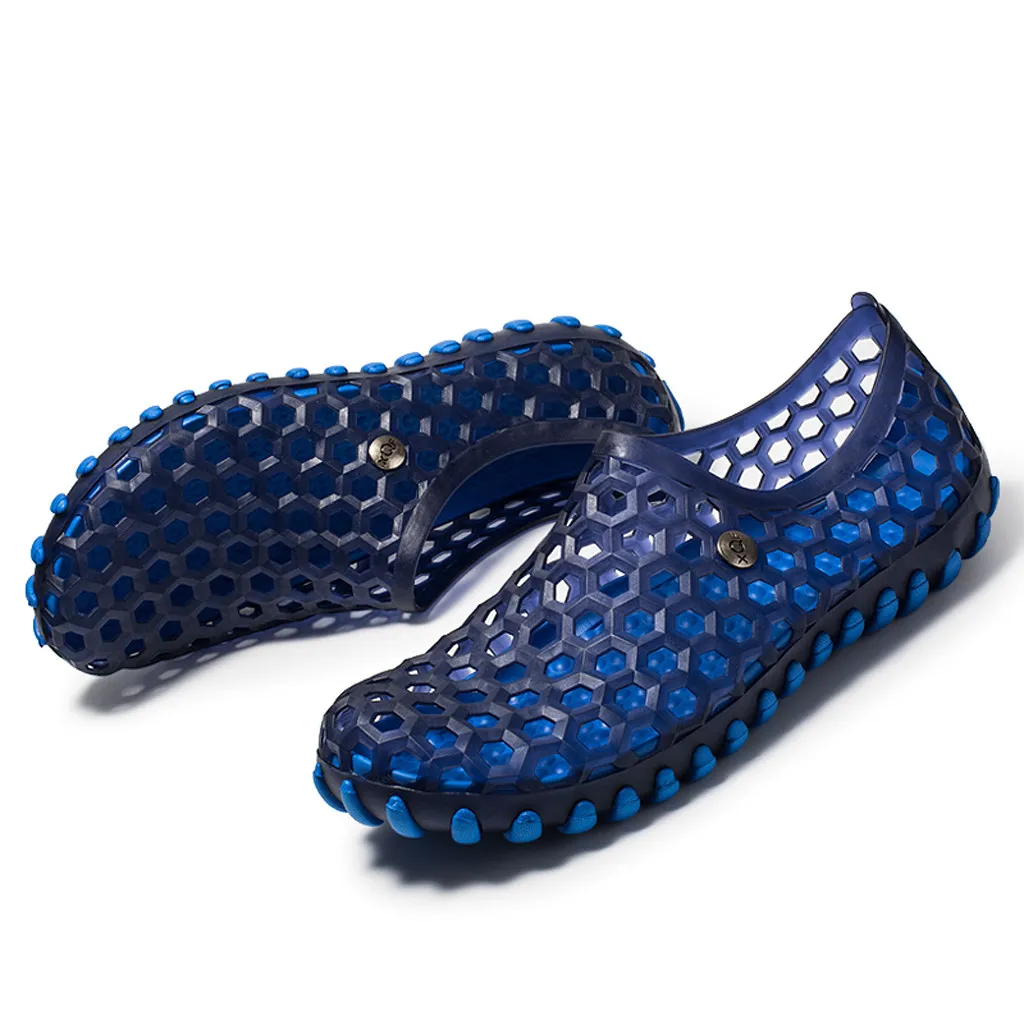 Новинка года; мужские сандалии; летние шлепанцы размера плюс; Мужская обувь с перфорацией; Повседневная обувь; уличные мужские сандалии; водонепроницаемая обувь; Sandalia Masculina - Color: Blue