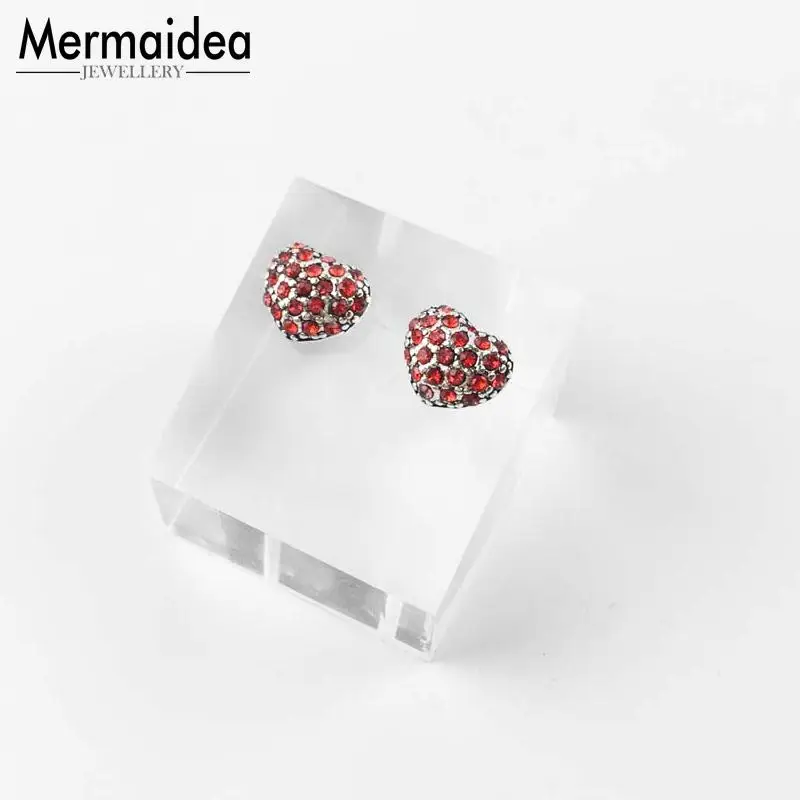 Серьги гвоздики с красным сердцем стразы из циркония модные ювелирные изделия