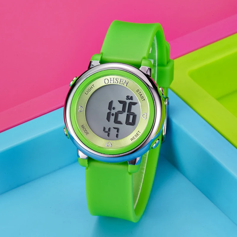 

New 2016 Fashion boys girls Children Kids Wristwatches Digital LED Cute 7 Colors Waterproof Green Outside Sport Cartoon Watches