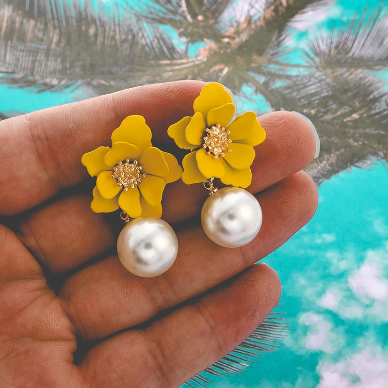 

Tocona Boho Sweet Yellow Flower Imitation Pearl Drop Dangle Earrings for Women Bohemia Tiny Floral Party Jewelry 8071