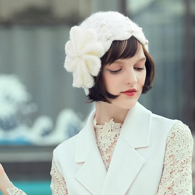 

Winter Fall Knitted Beret Hat Women Handmade Sweet Lovely Fashion Flower Berets Cap Female Party Leisure Korean Lady Caps H6779