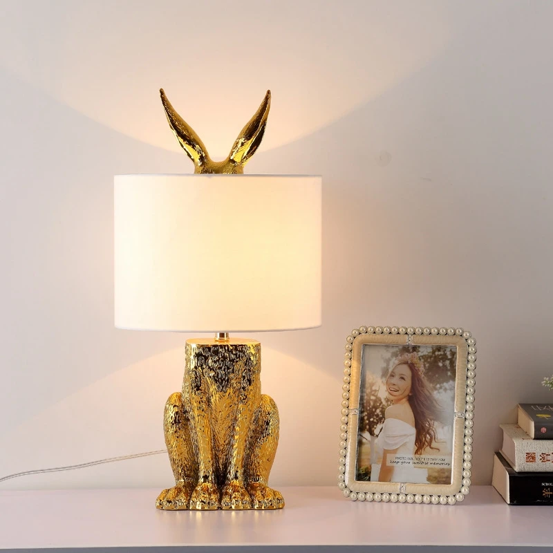 Simple Modern Rabbit Resin Table Lamps Study Bedroom Living Room Creative Light Decorate Home Lighting Birthday Friends Gift (6)