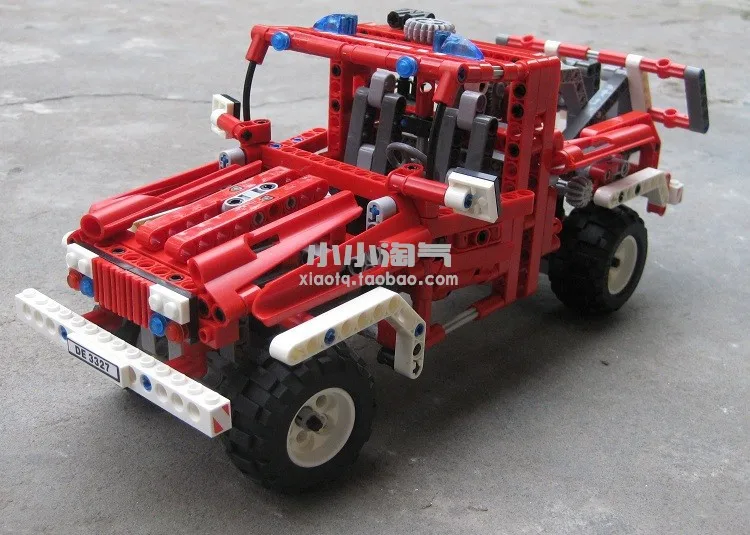 

Free Shipping DECOOL 3327 LARGE 680Pcs Fire Tow Truck car model Enlighten Plastic building blocks sets educational children toys