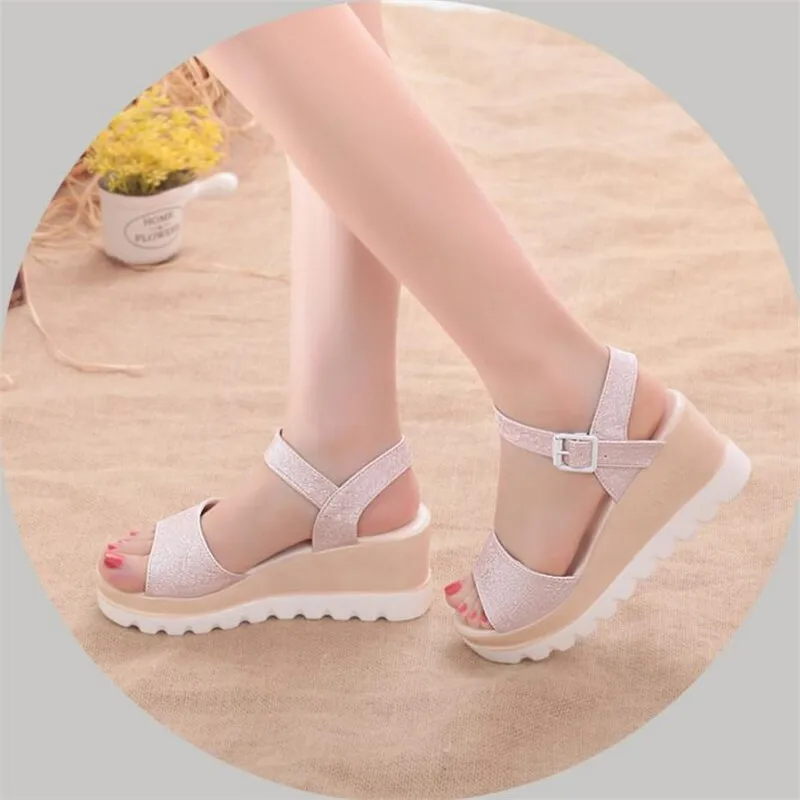 

summer sandals new muffin thick bottom wedge with waterproof platform student buckle with a buckle female sandals