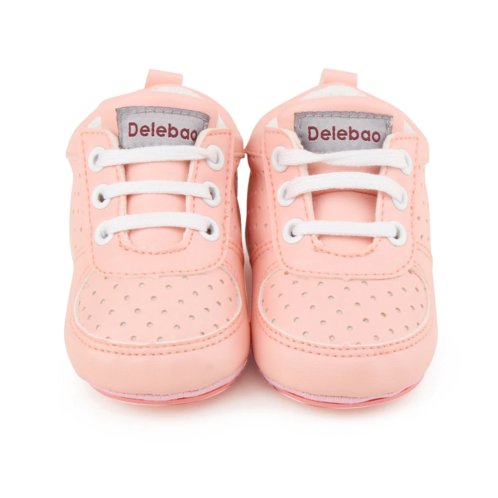 Delebao ручной работы многоцветные Обувь для младенцев холст мягкая подошва детская обувь для девочек для детей возрастом до 2 лет Prewalker