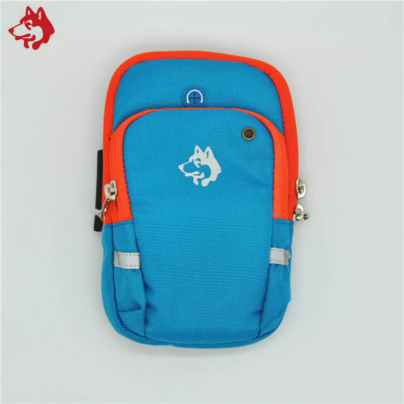 Jungle King 2017 outdoor running arm pack running arm belt comfortable ventilation arm pack earphone hole mobile phone arm bag Jungle King 2017 outdoor running arm pack running arm belt comfortable ventilation arm pack earphone hole mobile phone arm bag