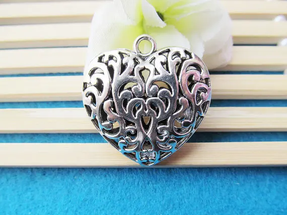 

10pcs 35mm AAAAA Quality Antique Silver tone Filigree Hollow Heart Pendant Charm,The Vampire Diaries Caroline Forbes's Charm