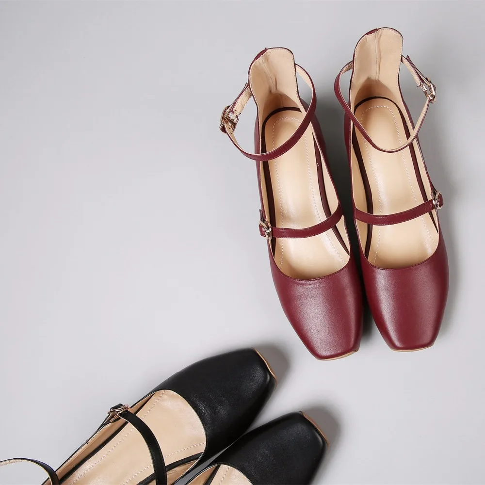 

2018 autumn new style simple and simple with Mary Jane casual shoes retro square head buckle leather shoes.