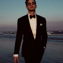 Индивидуальные Черный Жених Смокинги для женихов Повседневное Стиль Блейзер Красивый Slim Fit Мужская Свадьба Пром Костюмы дружки одежда(куртка+ Брюки для девочек