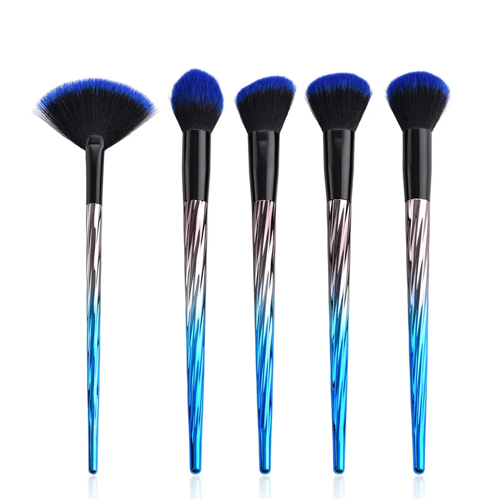 

2019 Fashion New 5pcs Pro Makeup Brushes Set Foundation Brush Eyeshadow Eyeliner Lip Brush Tool