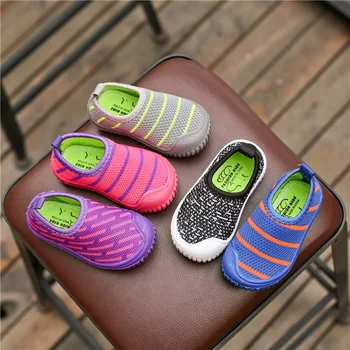 

Baby Shoes First Walkers Infant Boys Shoes Princess and Newborn Footwear Baby Girl Crib Shoes Soft Sole Knitted Toddler Shoes