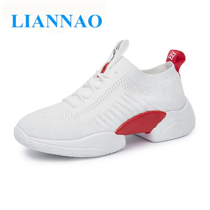 

Sneakers Women Fashion Women Casual Shoes Ultralight Breathable Mesh Women Slip-On Socks Shoes High Quality chaussures femme