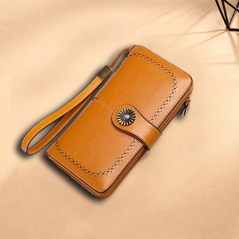 Aliwood Brand Hollow Women Clutch Leather Wallet Female Long Wallet Women Zipper Purse Strap Money Bag Purse For iPhone Carteira - Цвет: Коричневый