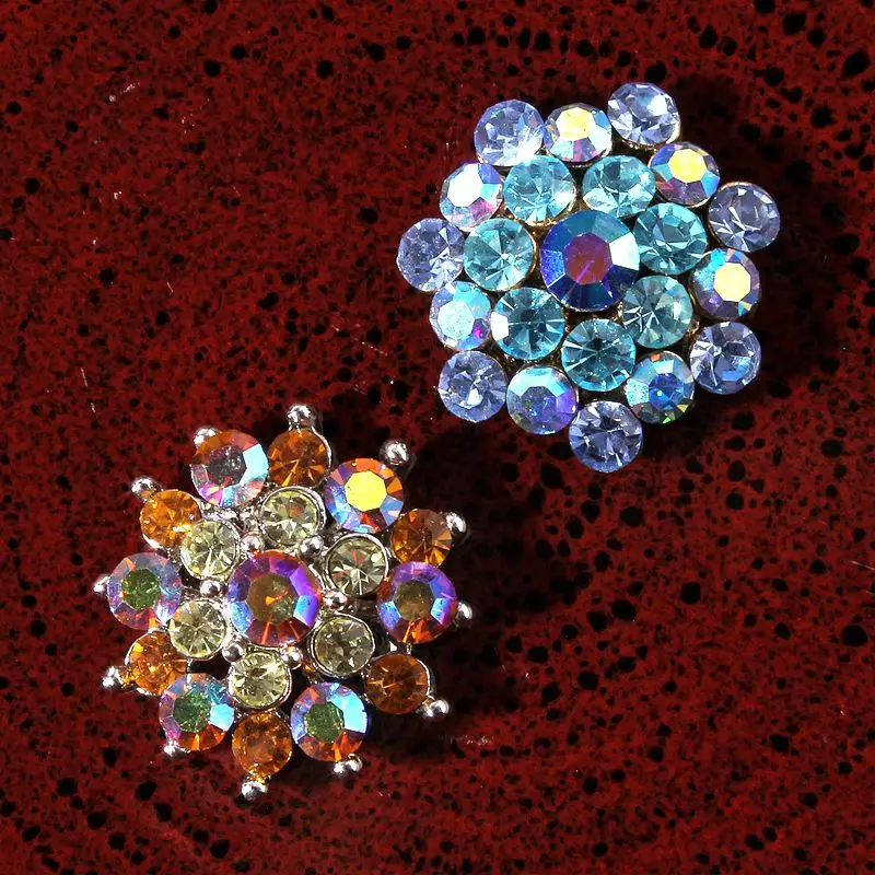 

20pcs/lot 20MM 2Style Vintage Shiny Metal Dotted Colorful Crystal Clear Decorative Rhinestone Buttons For Girl Hair Accessories