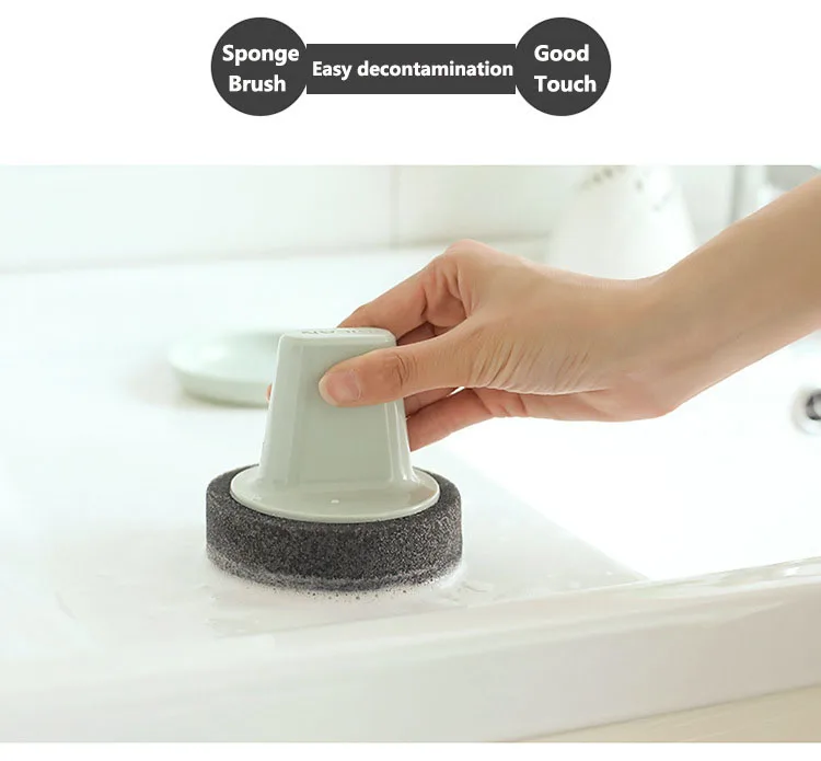 Tray cleaning brush