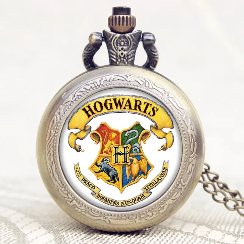 

Fashion Quartz Pocket Watch Movie Extension Hogwarts School Symbol Design with Bronze Necklace Exquisite Gift Relogio De Bolso