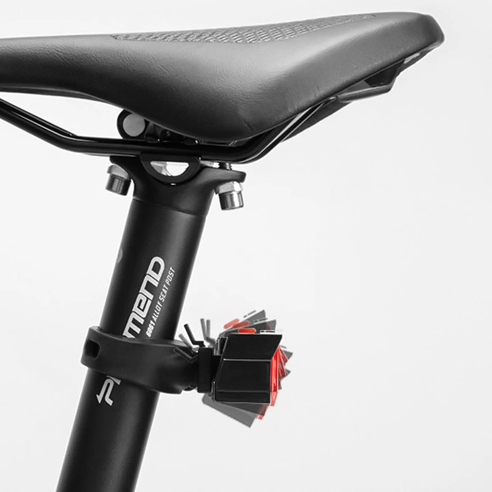 Best Mountain Bike LED Taillight Intelligent Remote Control Turn Signal Warning Light 5 Best Mountain Bike LED Taillight Intelligent Remote Control Turn Signal Warning Light 5