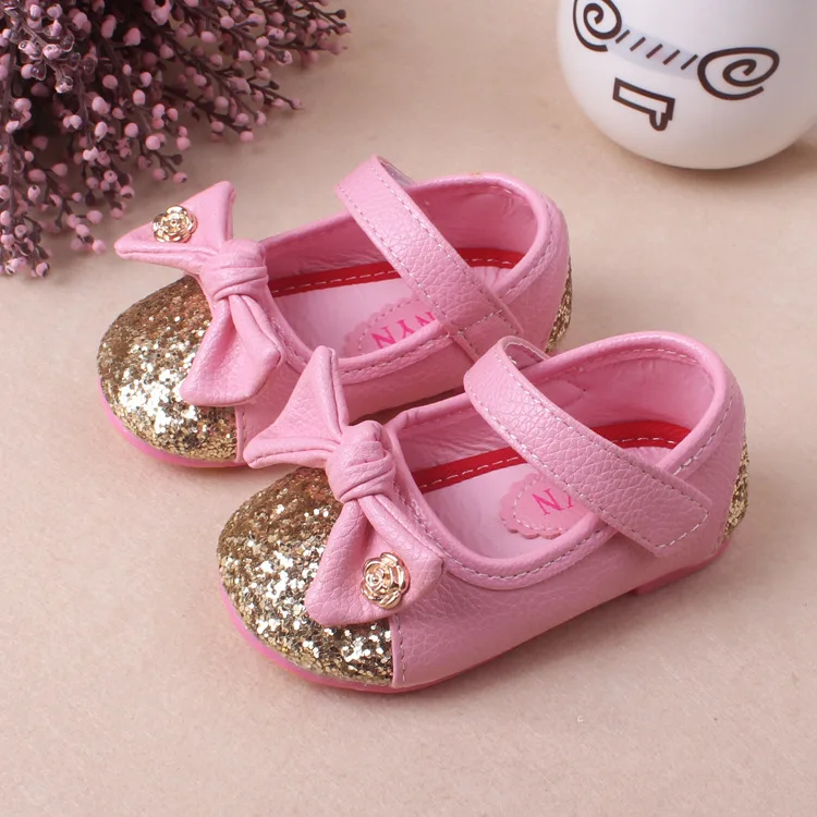 Для маленьких девочек Принцесса Sparkly мода детская обувь с милым бантом детская обувь принцесса цвета: золотистый, серебристый подошва Мягкая обувь
