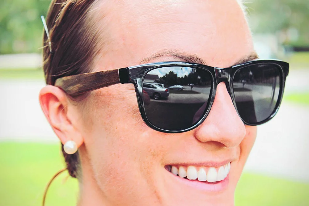 BShinyBlackWithEbonyWoodTemplesBlackPolarized008