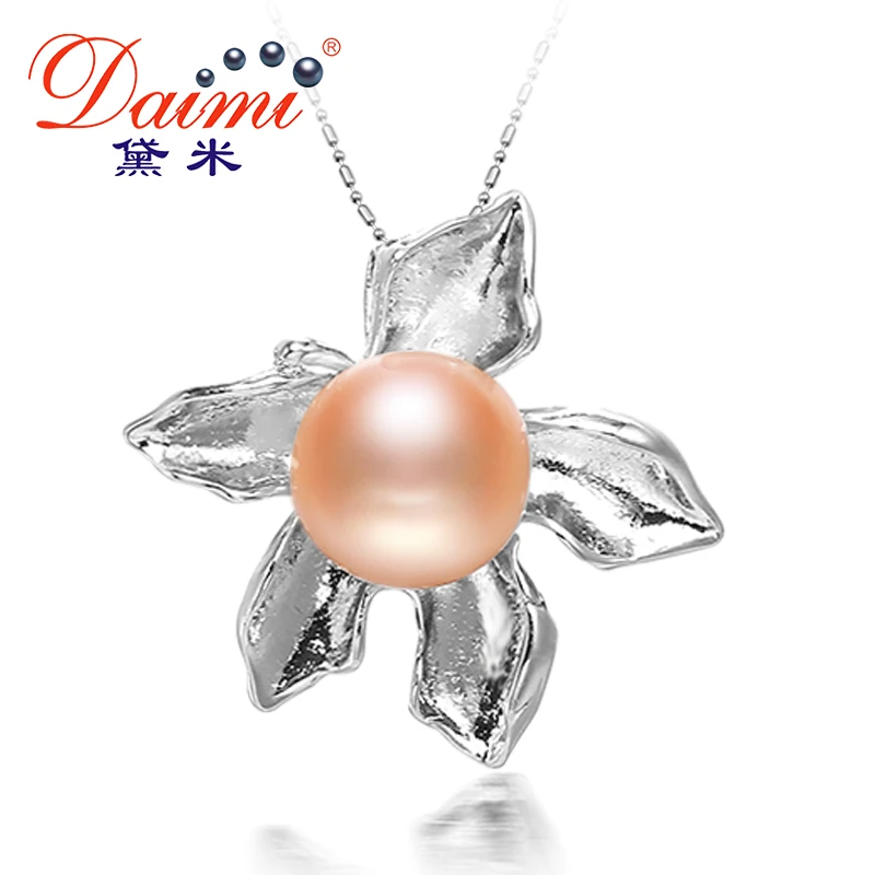 

DAIMI Maple Leaf Pendant 4 Color Natural Pearl Pendant Necklace 10-11MM Freshwater Pearl P