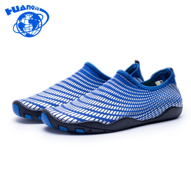 HUANQIU 2018 New Fashion Ultralight Women Shoes Rubber Diving Swimming