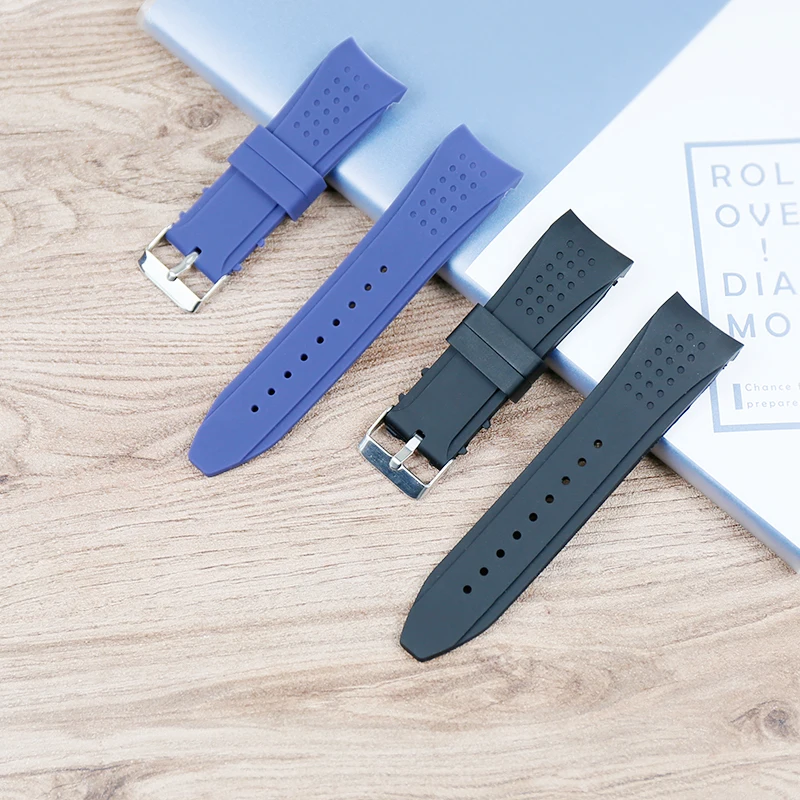 

The latest men's watch accessories silicone strap 24 mm with pin buckle breathable strap for all brands of ladies strap