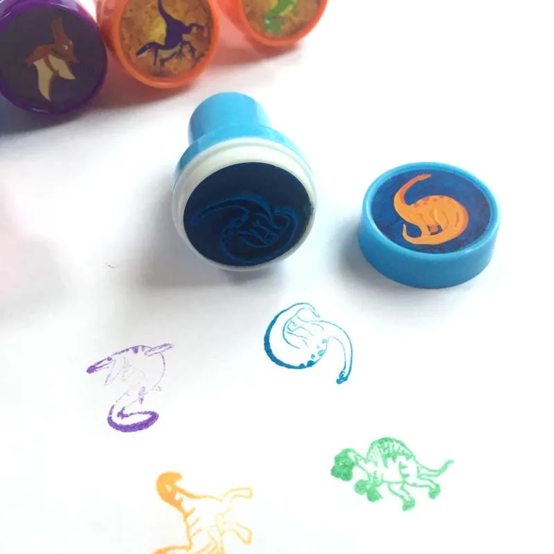 6x Dinosaur Patterned Self Ink Stamper Art Painting Craft Stamp Party Favors Toy 