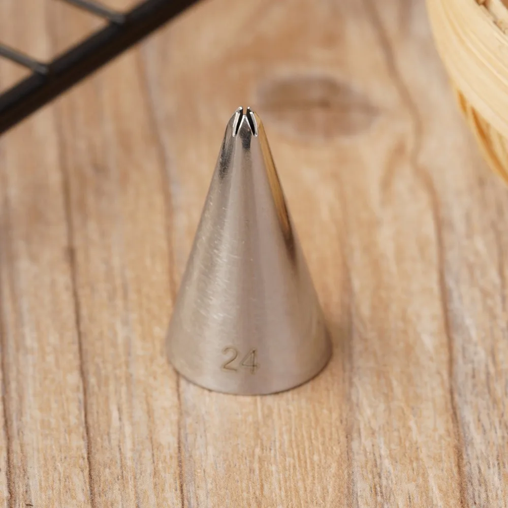 

#24 Close Star Cake Decorating Pastry Piping Nozzle Icing Tips Bakeware Kitchen Tools Stainless Steel Small Size