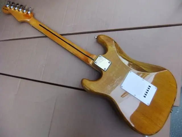 Wholesale STR model electric guitar AGED birdeye maple body Guitarra electrica in natutral Brown 110302