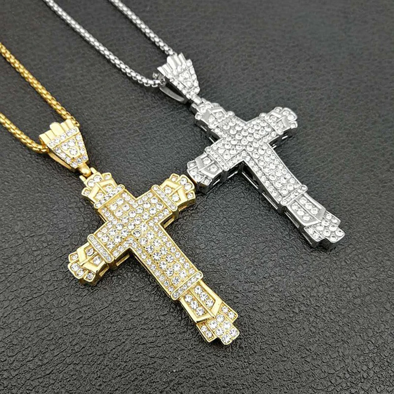 

QMHJE Big Iced Out Cross Pendant Chain Necklace for Men Cubic Zirconia Gold Color Hip Hop Jewelry Punk Titanium Steel AAN015