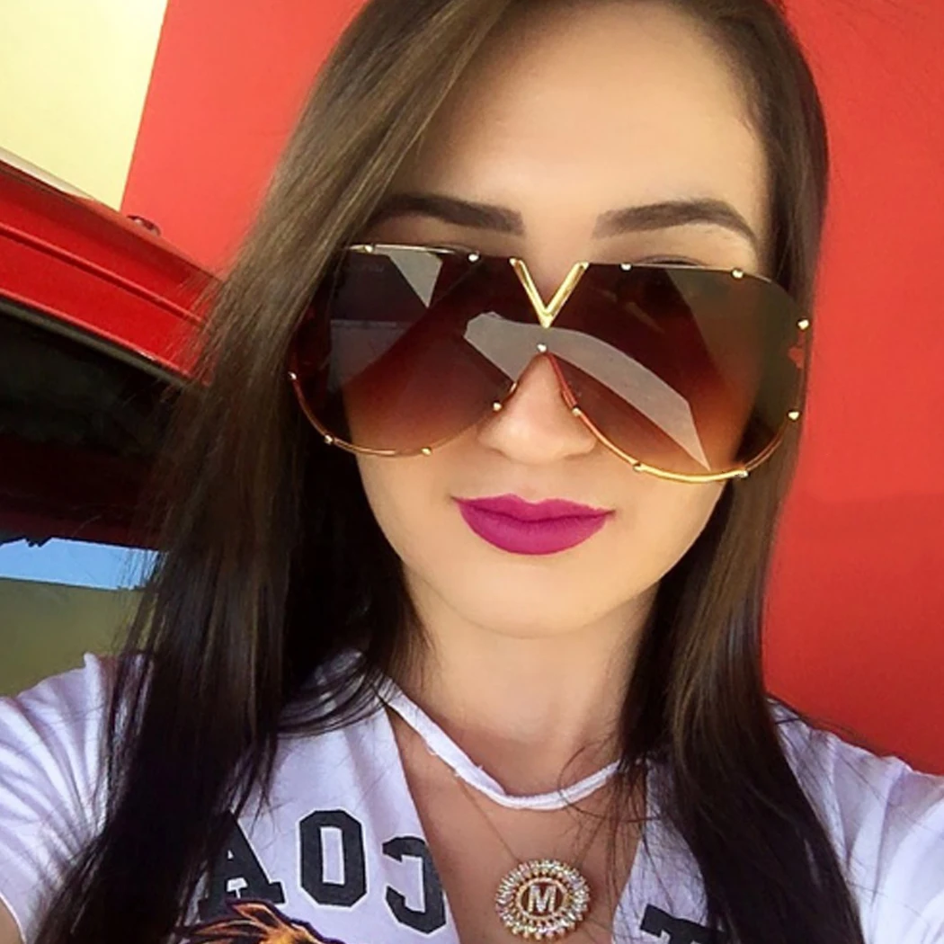 

Luxury Brand Oversized Sunglasses For Women Clear Lens New Designer Sun Glasses Female Goggles Ladies Eyewear Vintage New