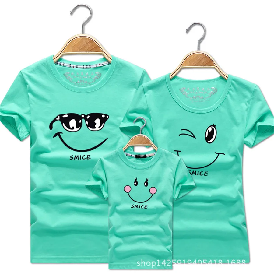 Одинаковые комплекты для семьи футболка с рисунком смайлика пляжные топы для мамы и детей, костюм с короткими рукавами для папы и сына одежда для мамы и дочки - Цвет: as picture