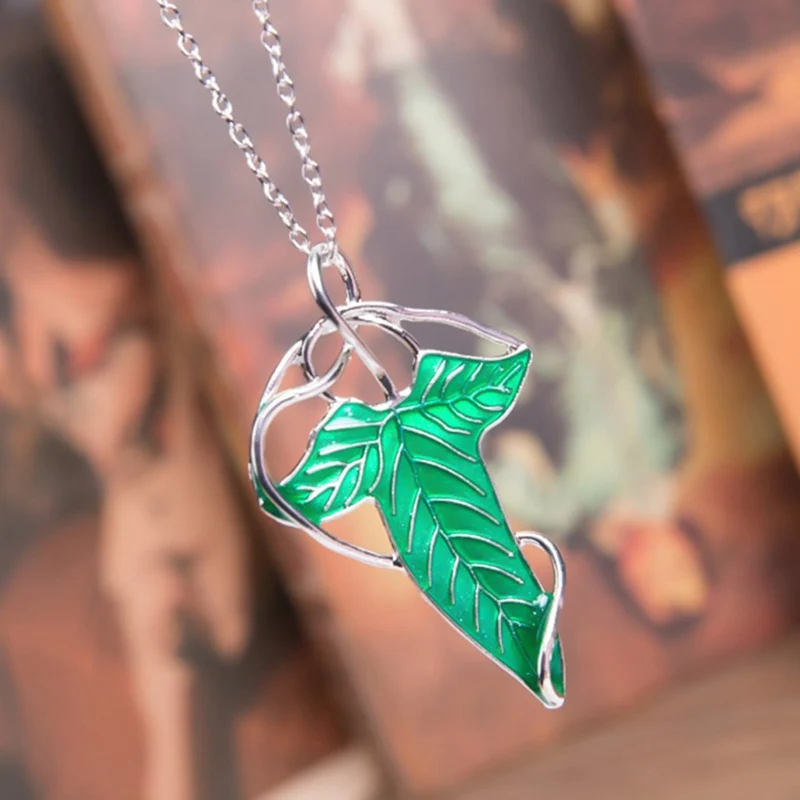 

2018 Trendy Vintage Elf Green leaf necklace pendant Necklace wholesale