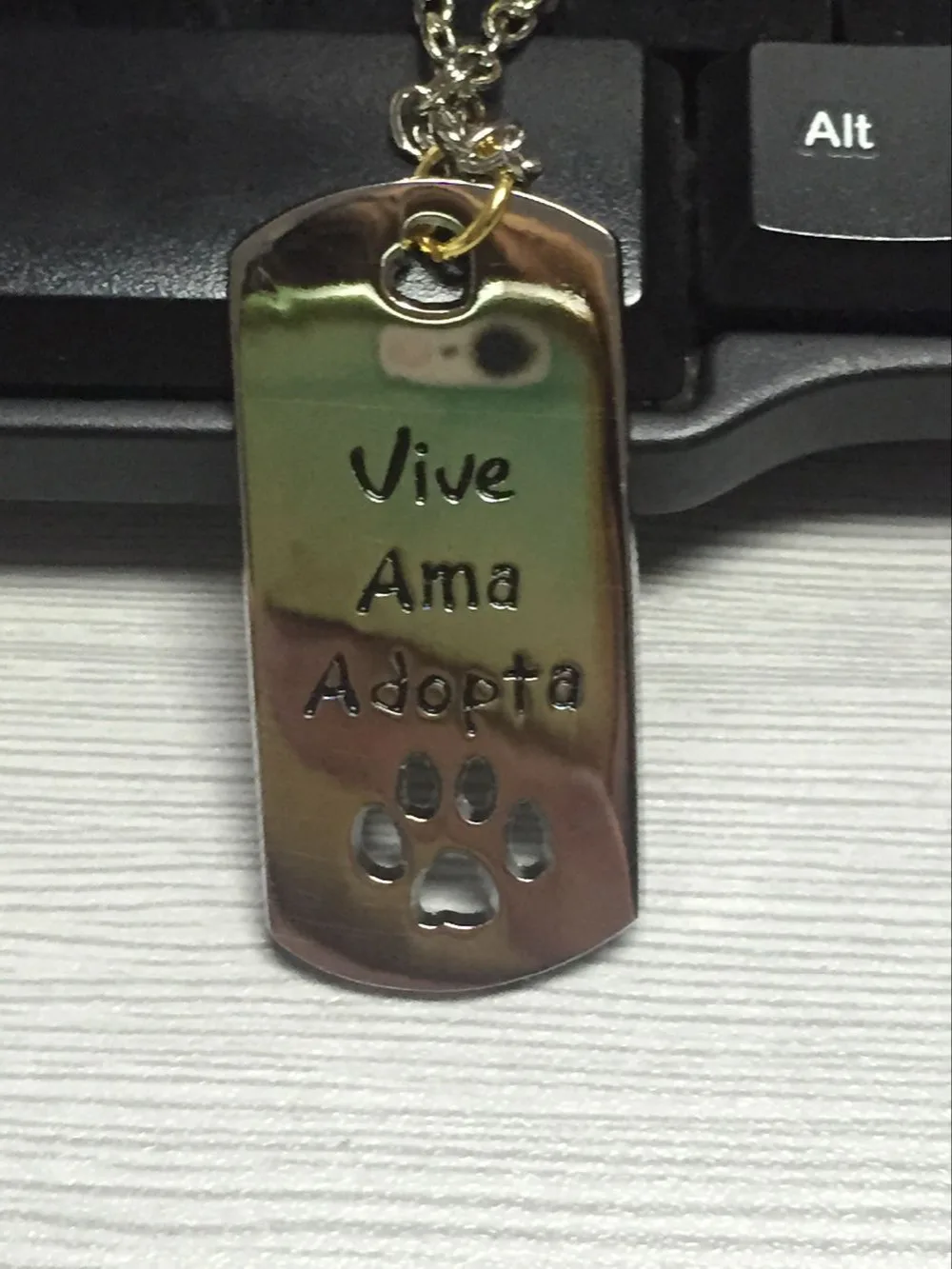 

Dog tag hot sales Spanish Live Love Adopt dog tag cheap Dogs Pet Rescue Necklace new cute pet Paw Print vive ama adopta dog tag