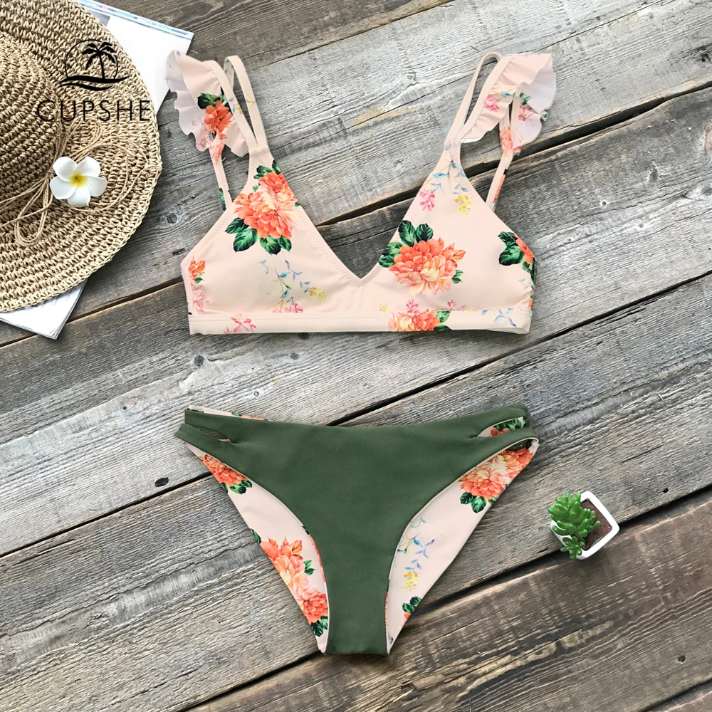 Billige CUPSHE Floral Print Rüschen Reversible Bikini Sets Frauen Sexy Tanga Zwei Stück Badeanzüge 2020 Mädchen Strand Badeanzüge