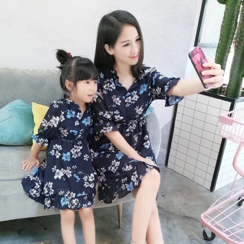 

Fashion Slim Blue Dress Mother Daughter Dress Family Matching Outfits Summer Short Chiffon Matching Mom Daughter Dresses