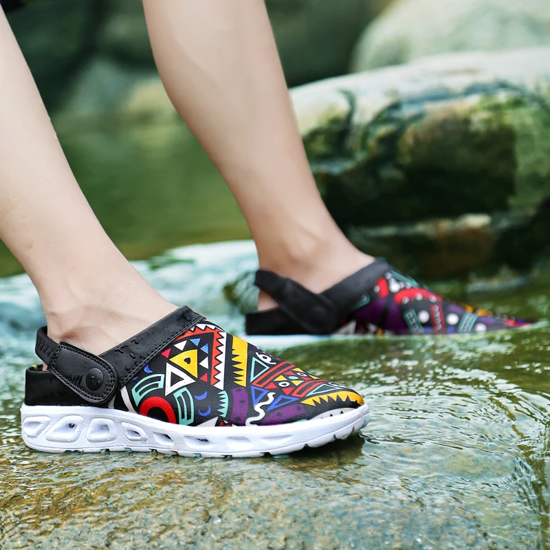 Classic Slip On Garden Clog Shoes Men Summer Slipper Flat Breathable Mesh Outdoor Sandal Platform Mercy Swirl Slide Wedge shoes