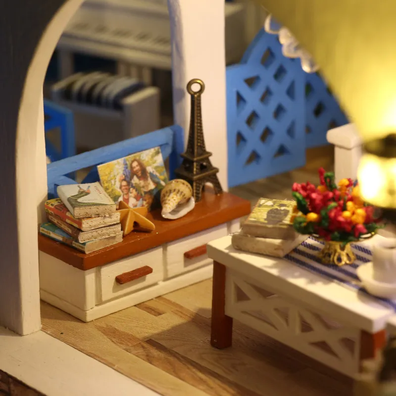 Dollhouse Diy Furniture Toy for Children Doll House Miniatures Home Doll House Furniture Kit Casa Toy Wooden House Romantic Gift