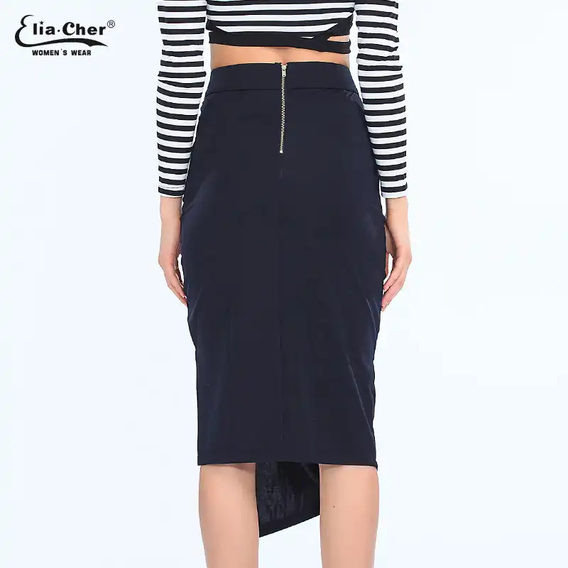 zhenshina-s-shikarnoy-popoy-v-chernoy-yubke-ogromnie-titki-v-retro-video