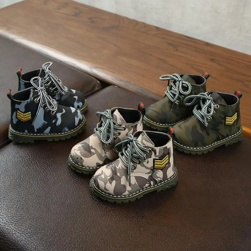 

Children's shoes 2019 autumn winter new children's boy Martin boots girls genuine leather soft bottom camouflage boots