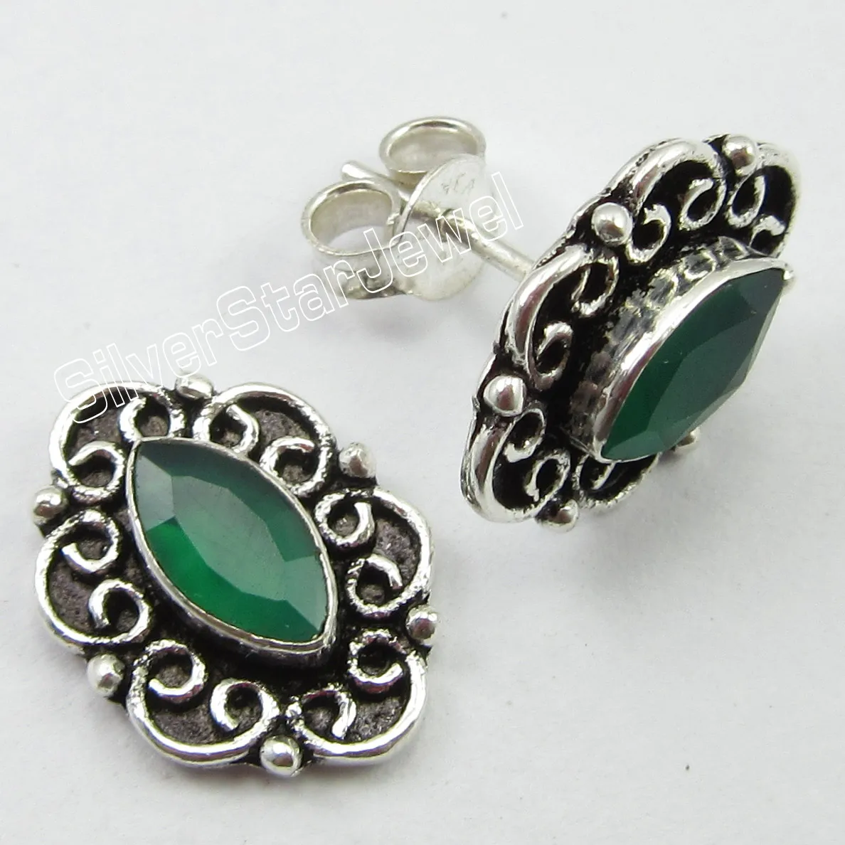 Chanti International Pure Silver STAMPED Dazzling GREEN ONYX ANTIQUE STYLE POST Earrings 1 5 CM