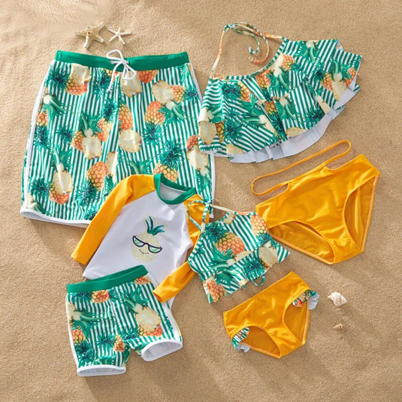 

Mom And Daughter Bikini Set Family Look Matching Clothes Stripe Pineapple Print Swimsuits Boy Clothing Set Men Dad Beach Shorts